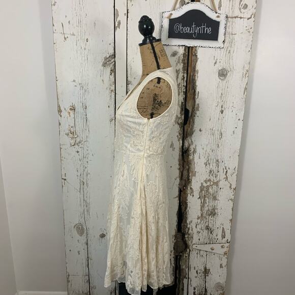 Anthropologie Antoinette Cream lace fit n flare dress - Picture 3 of 7